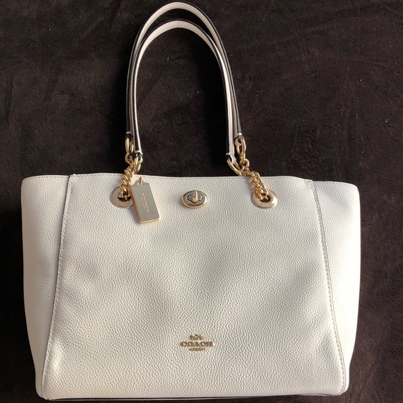 Coach Handbags - Coach Turnlock Chain Tote in Pebble Leather